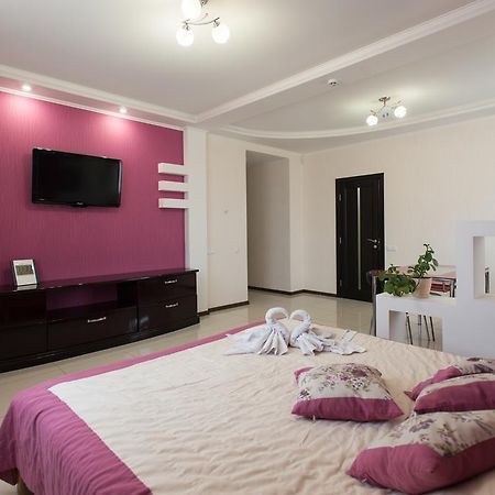 Lotos Apartments Odessa Room photo